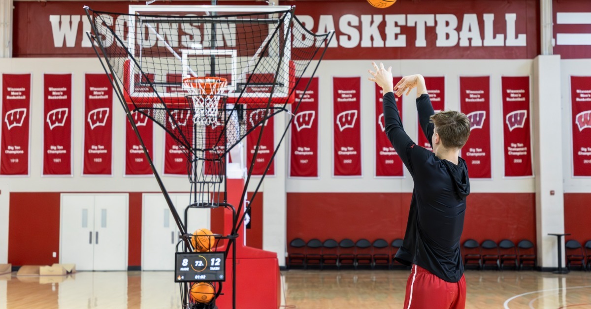 Why Basketball Shooting Machines Are Used by Serious Players
