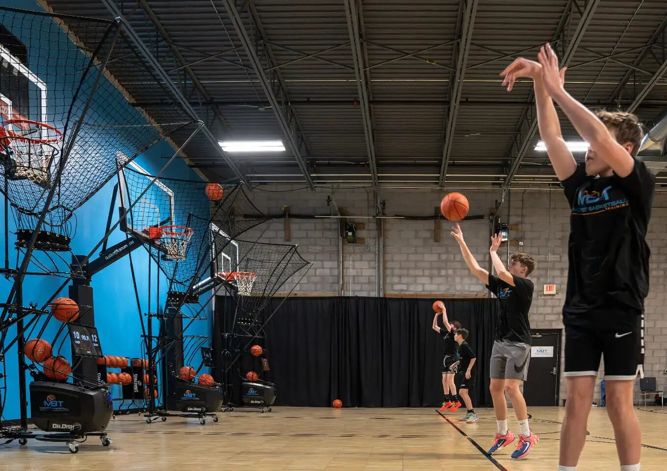 Basketball training equipment for shooting