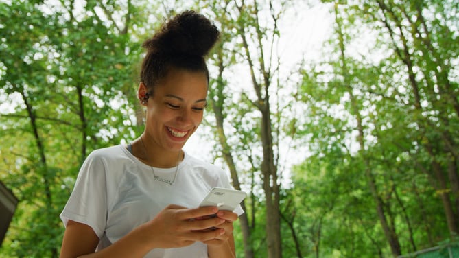 DDH Kennedy Looking at phone1