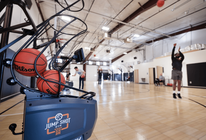 Jump Shot Gym trains with Dr. Dish FCLTY