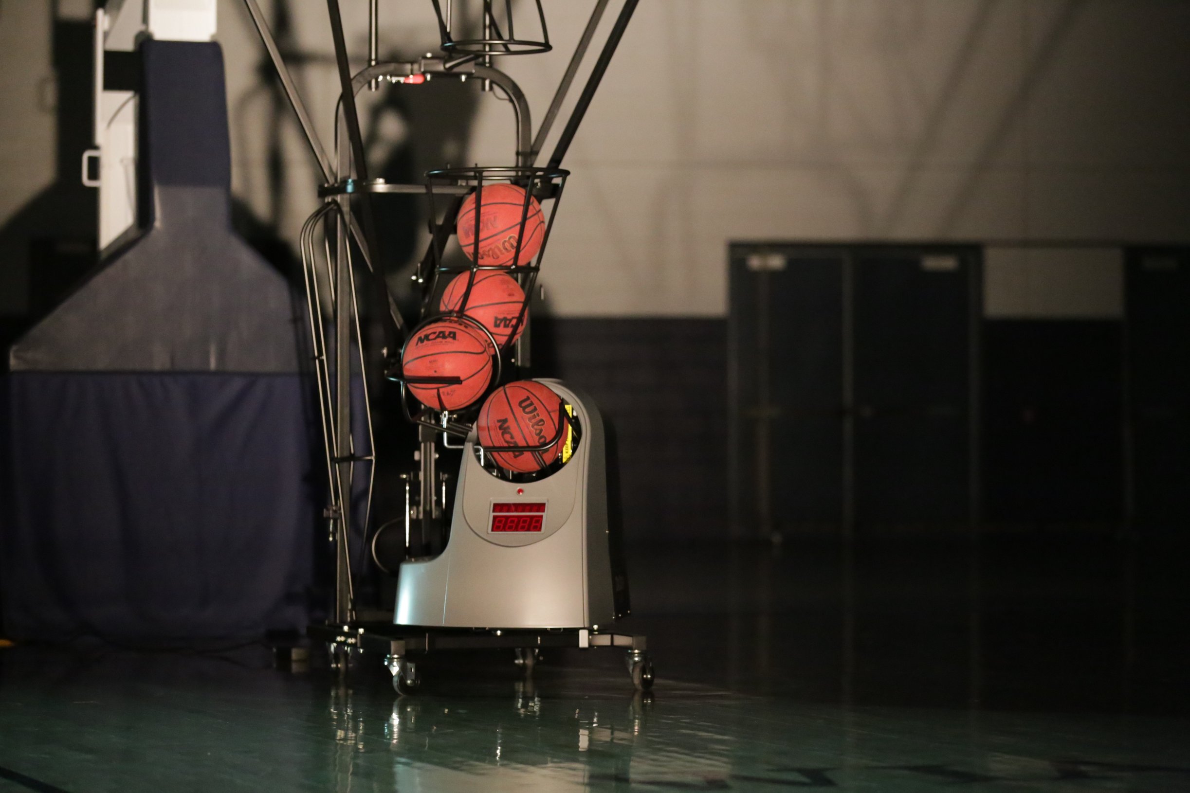 Dr machine. Баскетбольная пушка - «Dr. dish Pro». Dr dish. Пушка доктор дишь баскетбол. Shooting Machine.