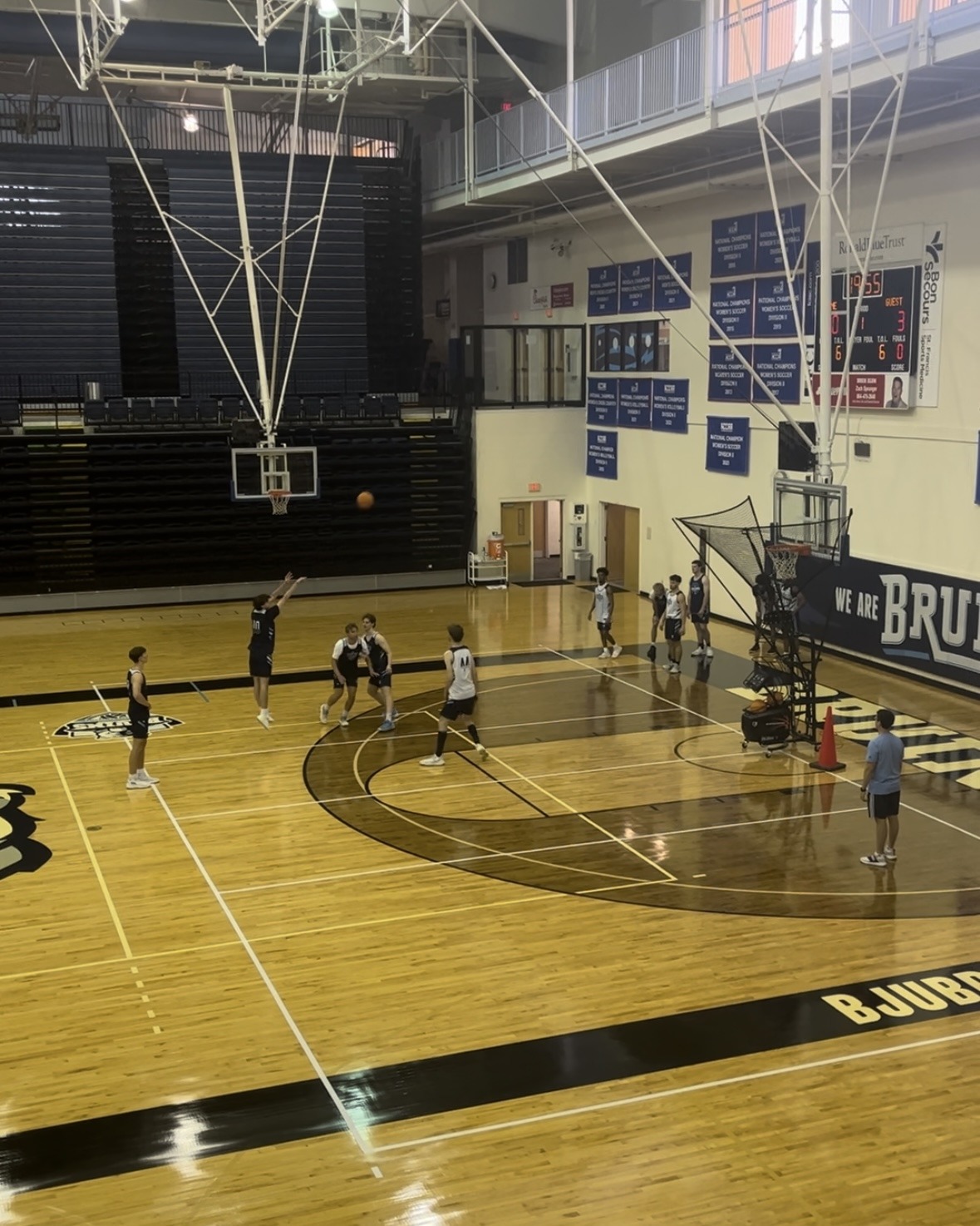 2 v 2 Empty Side Dribble Hand-off with Coach Tony Miller